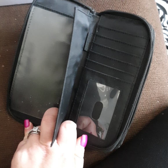 Wallet - Picture 2 of 2